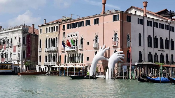 venezia hotel sequestrato